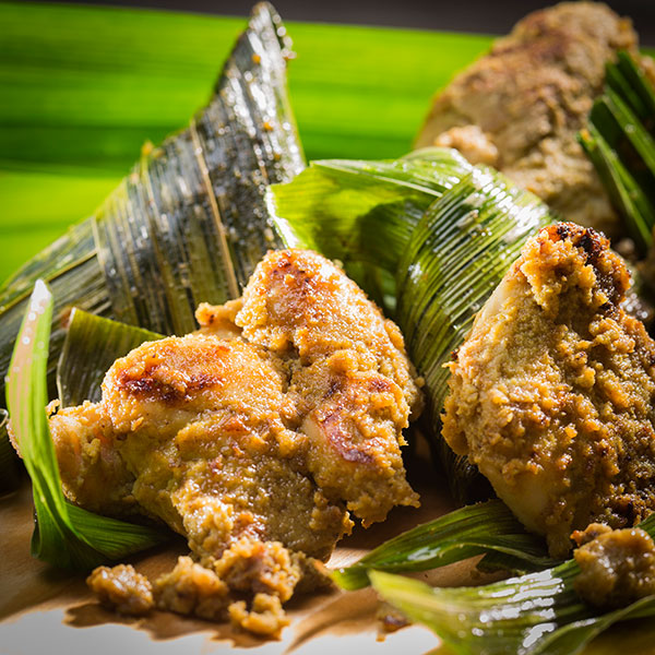 Pandan Chicken with Green Curry
