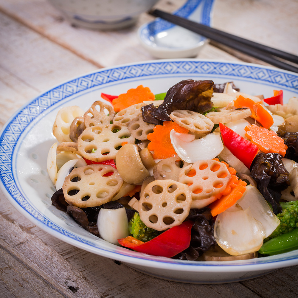 Stir-Fried Vegetables with Lotus Roots 