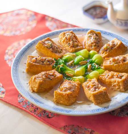 Steamed Stuffed Tofu with Dried Scallop Gravy